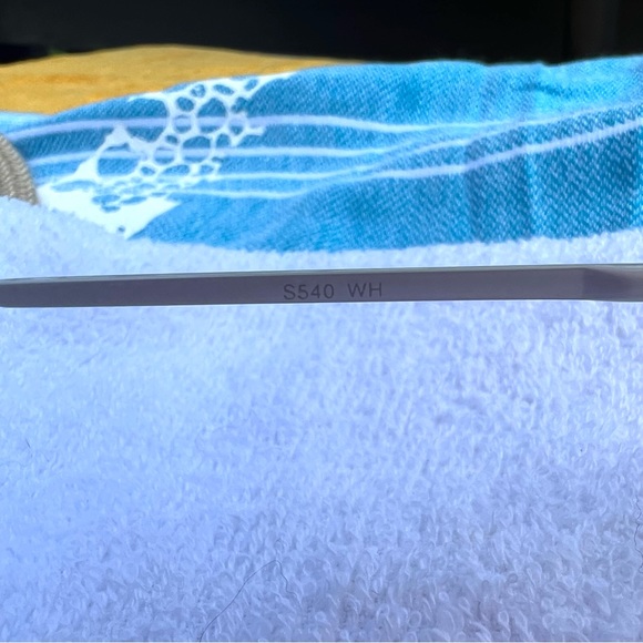 Steve Madden Aviator Sunglasses, NWOT - Picture 8 of 8